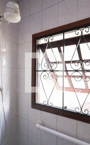 Casa à venda com 183m², 3 quartos e 3 vagasBanheiro da Suíte