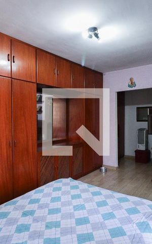 Casa à venda com 183m², 3 quartos e 3 vagasSuíte