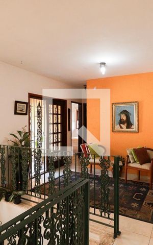 Casa à venda com 183m², 3 quartos e 3 vagasHall