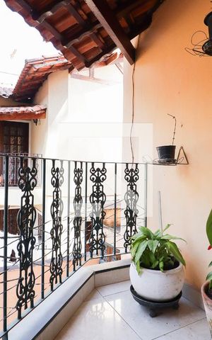 Casa à venda com 183m², 3 quartos e 3 vagasVaranda