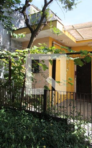Casa à venda com 150m², 5 quartos e 3 vagasquintal 