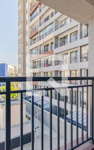 Studio para alugar com 28m², 1 quarto e sem vaga Studio para alugar com 28m², 1 quarto e sem vagaVaranda