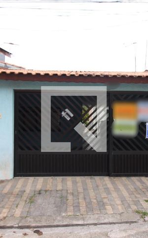 Casa à venda com 300m², 2 quartos e 3 vagasFachada 