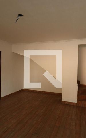 Casa à venda com 156m², 3 quartos e 2 vagasSala