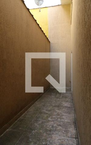 Casa à venda com 156m², 3 quartos e 2 vagasCorredor