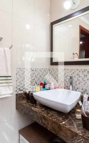 Casa à venda com 220m², 3 quartos e 4 vagasBanheiro 2