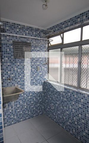 Apartamento à venda com 64m², 2 quartos e 1 vagaÁrea de Serviço