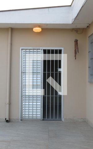 Casa à venda com 200m², 3 quartos e 3 vagasCobertura