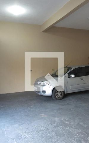 Casa à venda com 200m², 3 quartos e 3 vagasGaragem