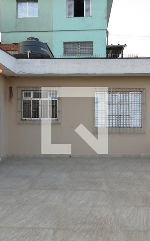 Casa à venda com 200m², 3 quartos e 3 vagasCobertura