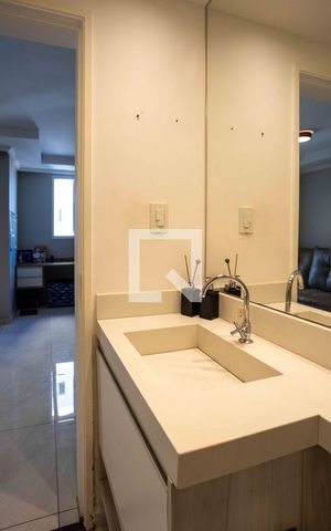 Apartamento à venda com 63m², 2 quartos e 1 vagaBanheiro Social