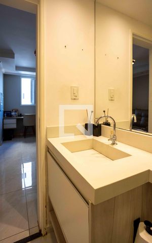 Apartamento à venda com 63m², 2 quartos e 1 vagaBanheiro Social