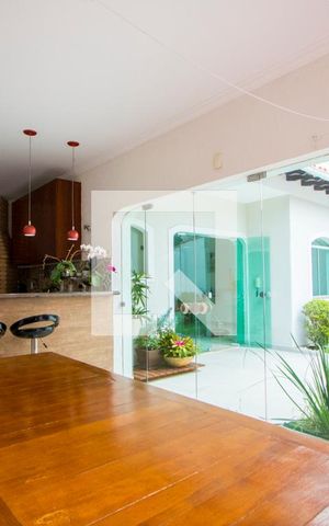 Casa para alugar com 422m², 4 quartos e 6 vagasEspaço gourmet