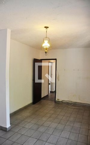 Casa para alugar com 150m², 2 quartos e 1 vaga Casa para alugar com 150m², 2 quartos e 1 vagaQuarto 02 com Ar Codicionado e Janela Ante Ruído