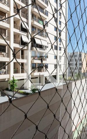 Apartamento à venda com 57m², 2 quartos e sem vagaVista