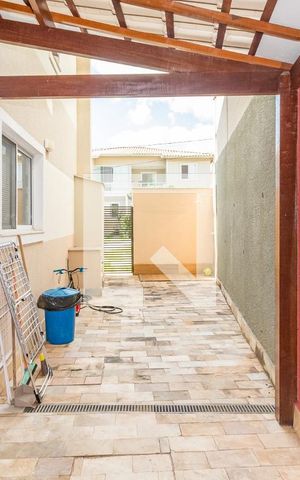 Casa de condomínio à venda com 126m², 3 quartos e 2 vagas Casa de condomínio à venda com 126m², 3 quartos e 2 vagasÁrea externa privativa