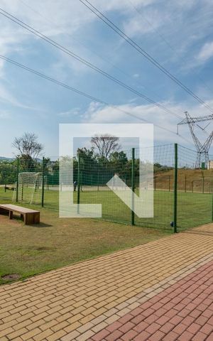 Casa de condomínio à venda com 126m², 3 quartos e 2 vagas Casa de condomínio à venda com 126m², 3 quartos e 2 vagasQuadra Esportiva