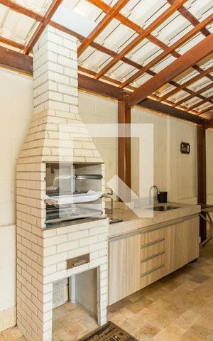 Casa de condomínio à venda com 126m², 3 quartos e 2 vagas Casa de condomínio à venda com 126m², 3 quartos e 2 vagasVaranda da Sala