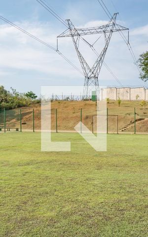 Casa de condomínio à venda com 126m², 3 quartos e 2 vagas Casa de condomínio à venda com 126m², 3 quartos e 2 vagasQuadra Esportiva