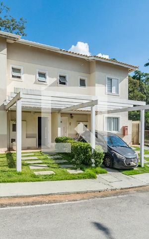 Casa de condomínio à venda com 126m², 3 quartos e 2 vagas Casa de condomínio à venda com 126m², 3 quartos e 2 vagasFachada