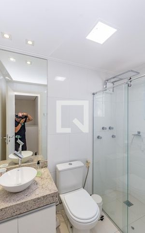 Casa de condomínio à venda com 126m², 3 quartos e 2 vagas Casa de condomínio à venda com 126m², 3 quartos e 2 vagasBanheiro Social