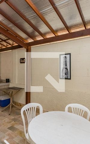 Casa de condomínio à venda com 126m², 3 quartos e 2 vagas Casa de condomínio à venda com 126m², 3 quartos e 2 vagasVaranda da Sala