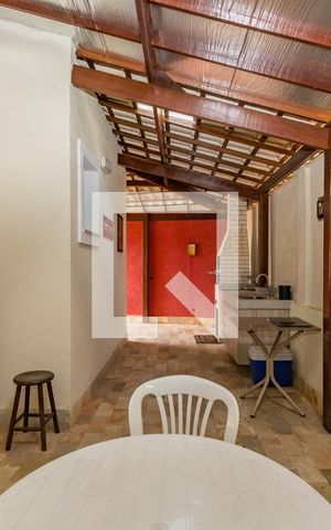 Casa de condomínio à venda com 126m², 3 quartos e 2 vagas Casa de condomínio à venda com 126m², 3 quartos e 2 vagasVaranda da Sala