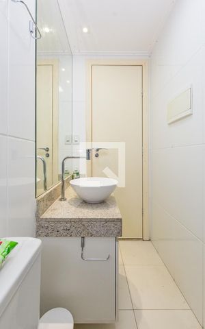 Casa de condomínio à venda com 126m², 3 quartos e 2 vagas Casa de condomínio à venda com 126m², 3 quartos e 2 vagasLavabo