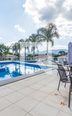 Casa de condomínio à venda com 126m², 3 quartos e 2 vagas Casa de condomínio à venda com 126m², 3 quartos e 2 vagasPiscina