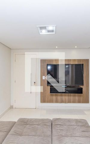 Casa de condomínio à venda com 126m², 3 quartos e 2 vagas Casa de condomínio à venda com 126m², 3 quartos e 2 vagasSala