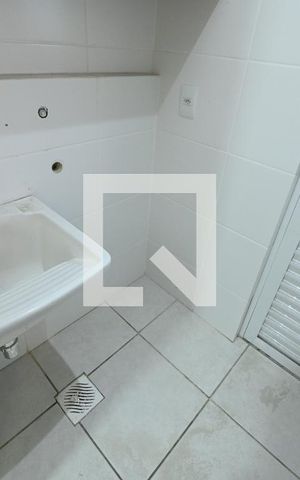 Apartamento para alugar com 60m², 2 quartos e 1 vagaÁrea de Serviço