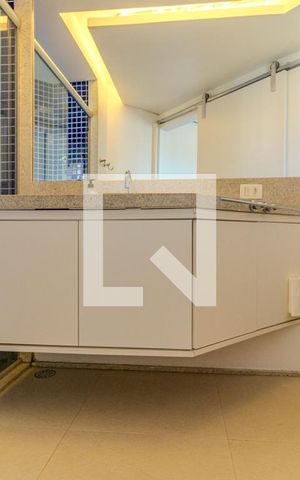 Apartamento para alugar com 250m², 4 quartos e 3 vagasBanheiro da Suíte 3