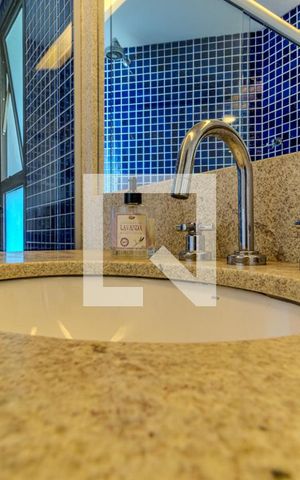 Apartamento para alugar com 250m², 4 quartos e 3 vagasBanheiro da Suíte 3