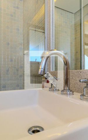 Apartamento para alugar com 250m², 4 quartos e 3 vagasBanheiro da Suíte 1