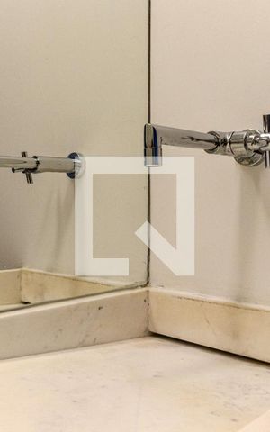 Apartamento para alugar com 250m², 4 quartos e 3 vagasLavabo
