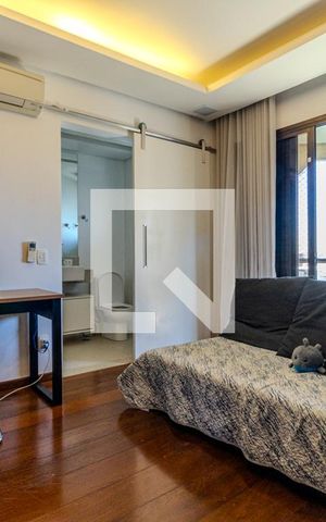 Apartamento para alugar com 250m², 4 quartos e 3 vagasSuíte 1