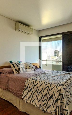 Apartamento para alugar com 250m², 4 quartos e 3 vagasSuíte 2