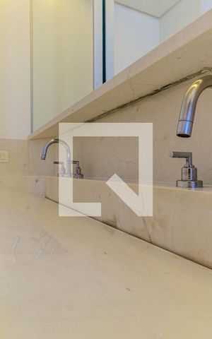 Apartamento para alugar com 250m², 4 quartos e 3 vagasBanheiro da Suíte 4