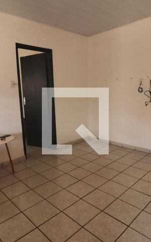 Casa à venda com 170m², 4 quartos e 2 vagasSala