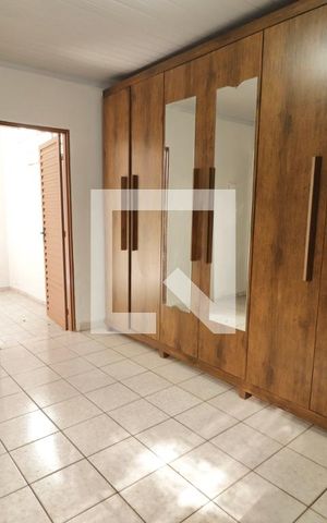 Casa à venda com 170m², 4 quartos e 2 vagasQuarto 4