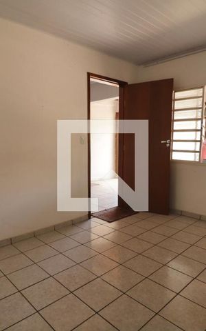 Casa à venda com 170m², 4 quartos e 2 vagasSala