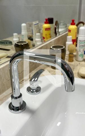 Apartamento para alugar com 60m², 2 quartos e 2 vagas Apartamento para alugar com 60m², 2 quartos e 2 vagasBanheiro Corredor