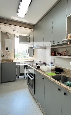 Apartamento para alugar com 60m², 2 quartos e 2 vagas Apartamento para alugar com 60m², 2 quartos e 2 vagasCozinha