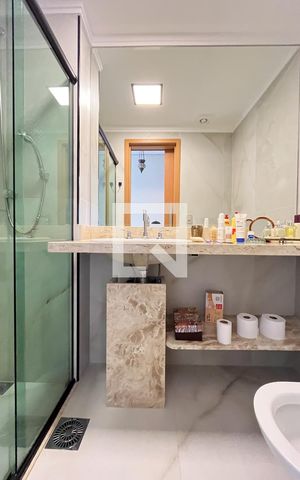 Apartamento para alugar com 60m², 2 quartos e 2 vagas Apartamento para alugar com 60m², 2 quartos e 2 vagasBanheiro Corredor