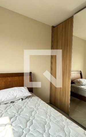 Apartamento para alugar com 60m², 2 quartos e 2 vagas Apartamento para alugar com 60m², 2 quartos e 2 vagasQuarto 2