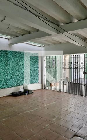 Casa à venda com 250m², 3 quartos e 2 vagasÁrea Externa