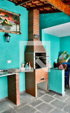 Casa à venda com 250m², 3 quartos e 2 vagasÁrea Externa