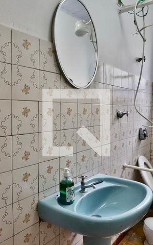 Casa à venda com 250m², 3 quartos e 2 vagasBanheiro 1