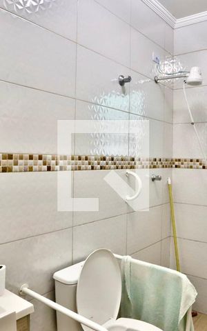 Casa à venda com 250m², 3 quartos e 2 vagasBanheiro 4