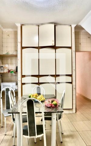 Casa à venda com 250m², 3 quartos e 2 vagasCozinha